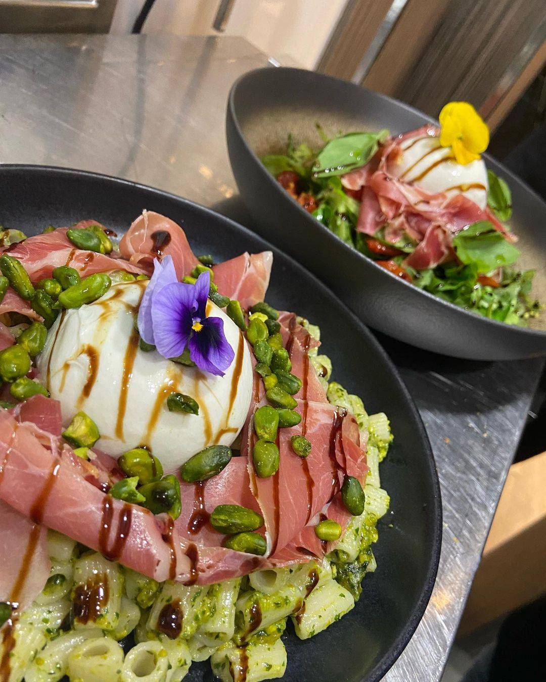 La galerie photos de votre restaurant de pâtes fraiches maison à Issy